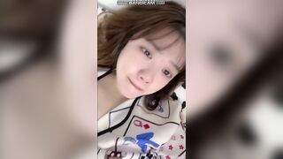 Pretty Asian Showing Her Juicy Pussy On Cam Video