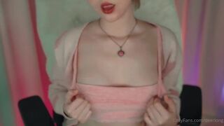 Deerlong Revealing Tits On Live Cam While Teasing Onlyfans Video
