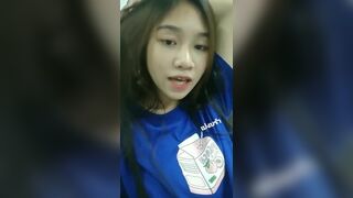 Asian Gf Reveals her Boobs On Cam For Bf Leaked Video