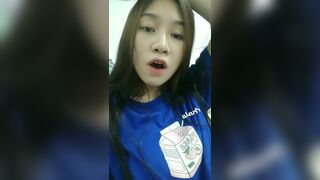 Asian Gf Reveals her Boobs On Cam For Bf Leaked Video