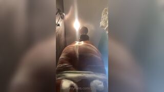 Pheenbaby Big Booty Asian Rubbing Juicy Bubblebutt While On Bathroom Onlyfans Video