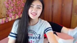 Couple Asian Girls Teasing And Making Fun Of Bf's Cock On Call Video