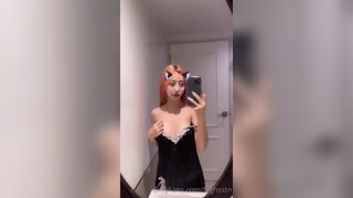 Highsstn Busty Asian Babe Revealing Her Juicy Boobs Onlyfans Video