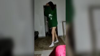Asian Teen Gets High And Dances While Twerking After Party Leaked Cam Video