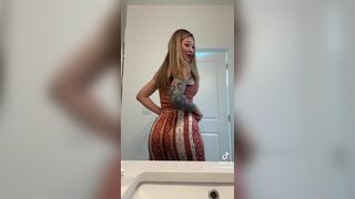 Tymwits Asian Shaking her Jiggling Booty Tiktok Video