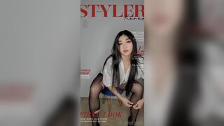 Allecakes Sexy Korean Babe Showing off Herself Video