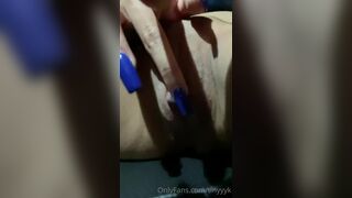 Tinyyyk Rubbing Her Pussy With Fingers Onlyfans Closeup Video