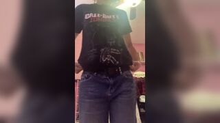 Asian Beauty With Juicy Tits Revealing on Cam VIdeo