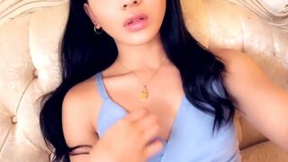 Asian Teen Revealing Her Tits Video