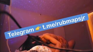 Young Asian Girl Fucked Slowly On bed By a Horny Guy Cam Video