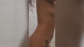 Sexy latina Shaking Wet Booty On Shower Video