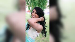 Pretty Sexy Asian In Saree Video