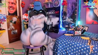 Natymaravilla18 Busty Camgirl Twerking On Dildo And Fingers Her Pussy Until She Squirts Video