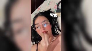 Nerdy Babe With juicy Boobs Video