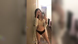 Mafershot Showing Herself In Underwear Onlyfans Video