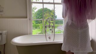 Belledelphine Pretty Cute Babe getting ready For a Bath Onlyfans Video