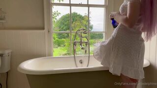 Belledelphine Pretty Cute Babe getting ready For a Bath Onlyfans Video