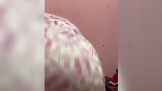 Bubble Booty Babe Shaking Ass On Cam Video