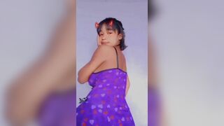 Sexy Girl Swinging Booty Passionately Video