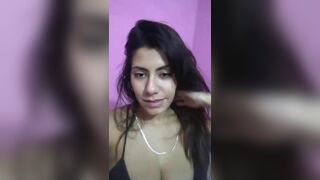 Busty Milf Showing Her Big Hot Boobs On Cam Leaked Video