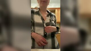 Redheaded MILF Exposing Boobs On Cam Video