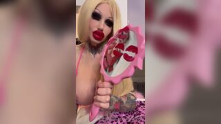 Kittyink Showing her Boobs While Giving Kisses Onlyfans Video
