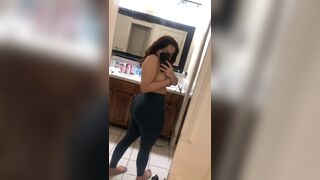 Ariyana Sexy In Tight Pants Showing Ass On Mirror Video