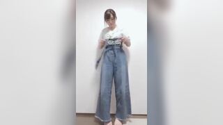 Sexy Japanese Girl Removes her Clothes and Shows her Hairy Pussy and Boobs On Cam Video