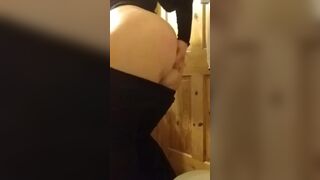 Big Booty Girl Fucking Herself With a Toy Video