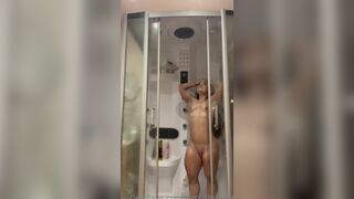 Thicc4ftdwarf Fit Babe Showing off Herself On Cam Onlyfans Video