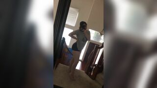 Sexy Girl Showing her Juicy Curvy Booty Video