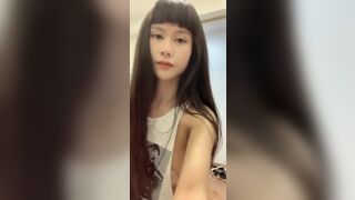 Irinka Naughty Teen Nipple Slip While Streaming Video