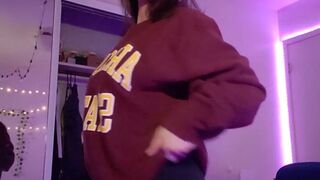 Missamavixxx Beautiful Asian Babe Revealing Her Tight Pussy And Curvy Tits With Wearing A Hot Bikini Onlyfans Video