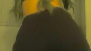 Vylerria Horny Asian Slut Shaking Her Awesome Butt Onlyfans Video