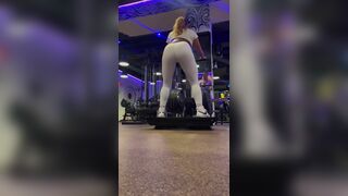 Pretty Asian Fitness Slut Hot Sexy Video