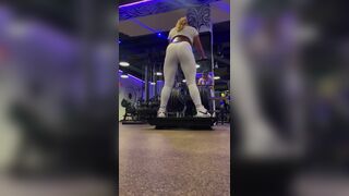 Pretty Asian Fitness Slut Hot Sexy Video