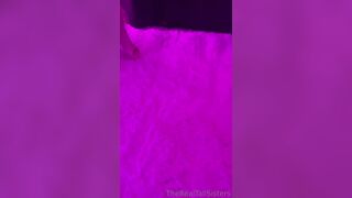 Therealtallsisters Slutty Milf Exposing Her Nude Body Video