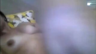 Horny Camgirl Fingers Her Booty Hole and Shows Off Her Tits On Cam Leaked Video