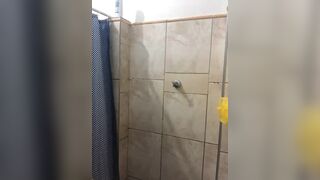 Hot Busty Exposing her Huge Boobs WHile On Bathroom Video