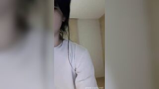 hjhj1004 Sexy Pretty Asian With Juicy Boobs Teasing and Showing Them On Cam Video