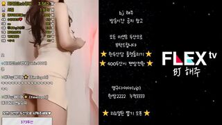 hjhj1004 Sexy Pretty Asian With Hot juicy Boobs Showing off Booty On Live Video