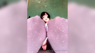 Eri Kitami Asian Shows Off her Feet and Booty On Cam Onlyfans Video