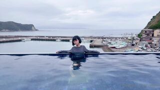 Eri Kitami Asian Girl In Pool Shows Her Wet Tits Onlyfans Video