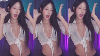 Haru S2 Dancing While Exposing her Bouncy Boobs Afreecatv Video