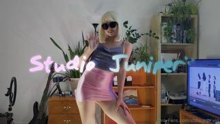 Studio Juniper Slutty Asian Exposes Her Juicy hairy Cunt On Cam onlyfans Video