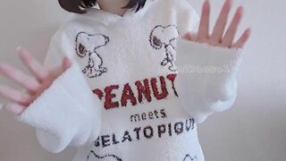 Mikansui Asian Busty Hottie Teasing her Huge Boobs Video