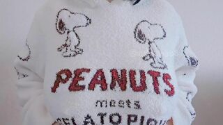 Mikansui Asian Busty Hottie Teasing her Huge Boobs Video