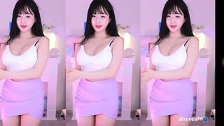 Han Jina Shaking her Sexy Hot Ass While Dancing Afreecatv Video