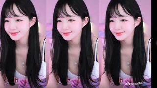 Han Jina Beautiful Asian Girl Doing a Lusty Dance For Fans Afreecatv Video