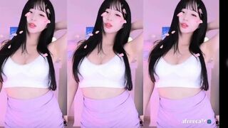Han Jina Curvy Ass Asian In Pink Skirt Live Dancing Video